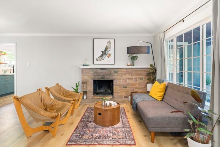 Marcia Dr Hi Res 8 (Custom)